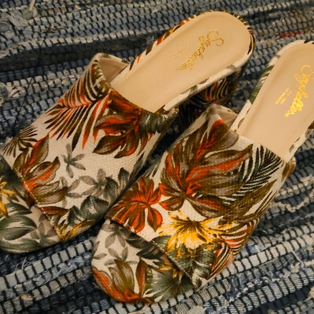 Seychelles Mule Sandals